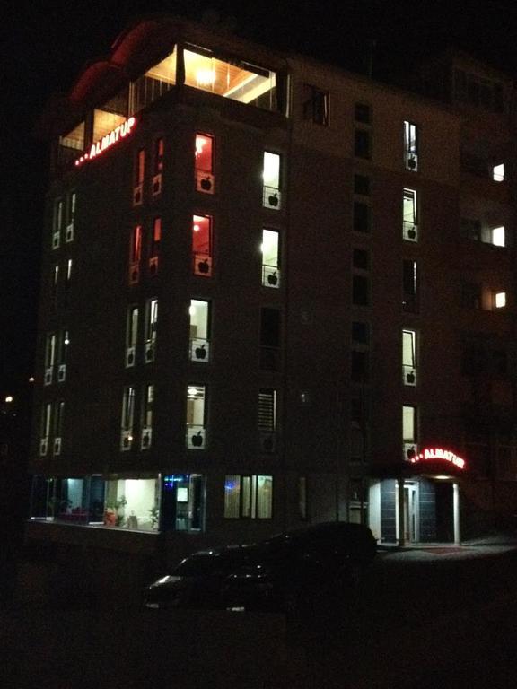 Hotel Almatur Yusufeli Exterior foto